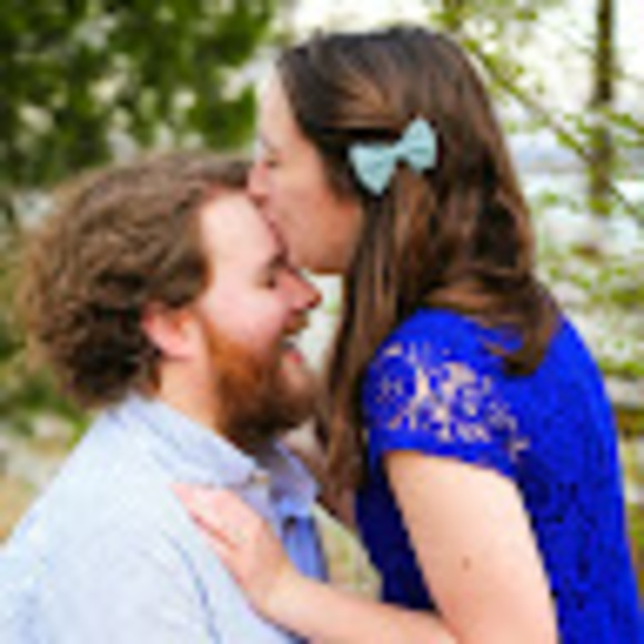 Meet your Posher, Abigail - Picture 1 of 1